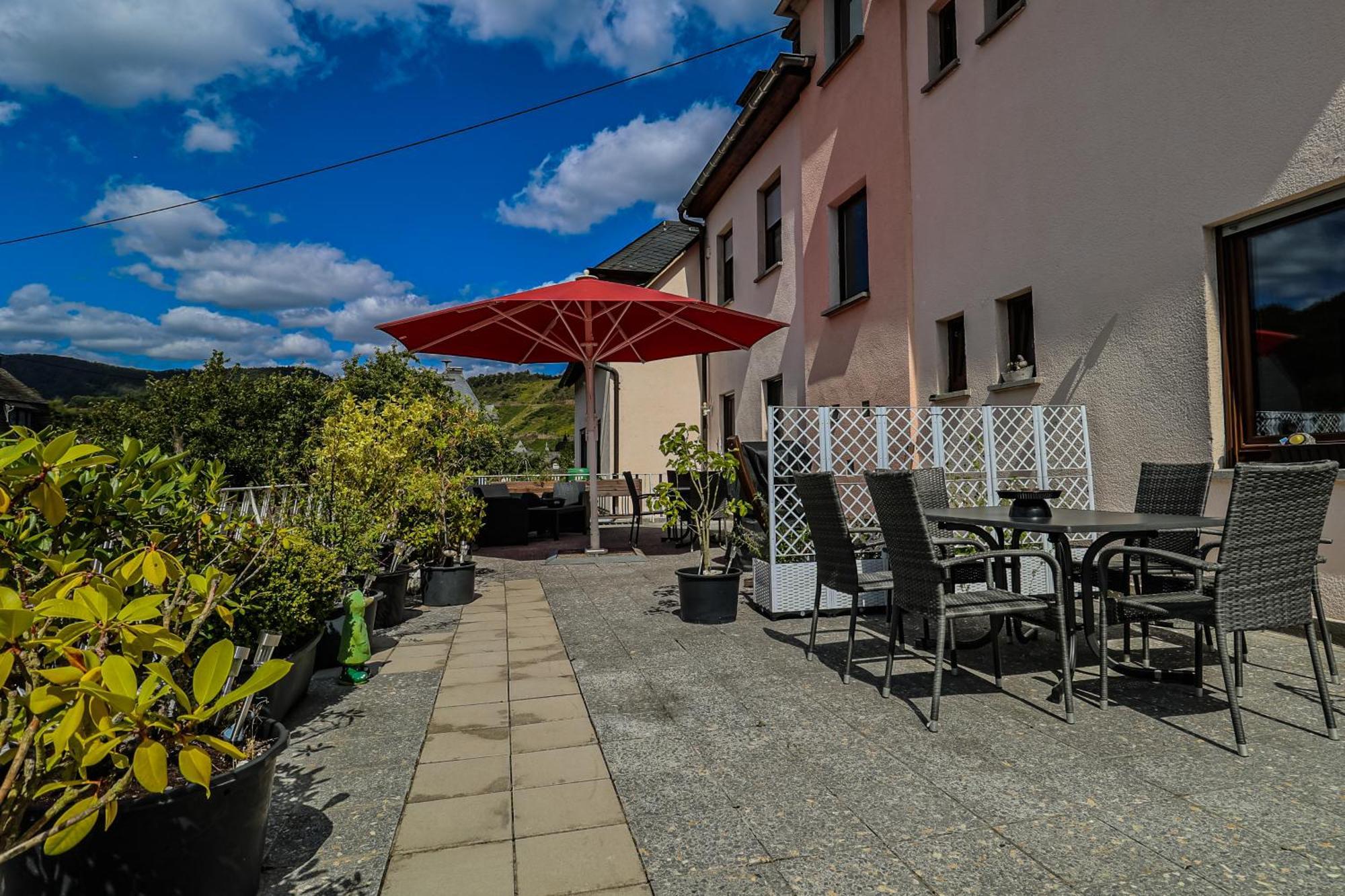 Exklusive Moselidylle: Fewo Mit Traumhaftem Staustufenblick, Netflix, Terrasse Neef Dış mekan fotoğraf